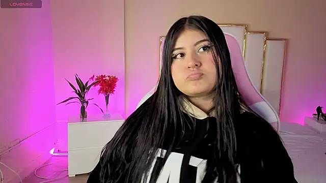 AnnaSwift  online show from 04.17.26