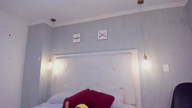 is a bell online show from 12.05.25