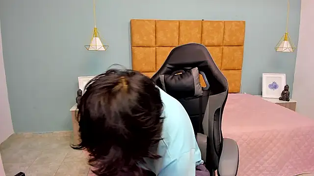 StiwenTwink online show from 02.13.26