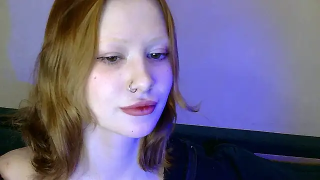 Snapshot of Nyra_Thira chatting on 02.10.26 Nyra Thira online show from 02.10.26