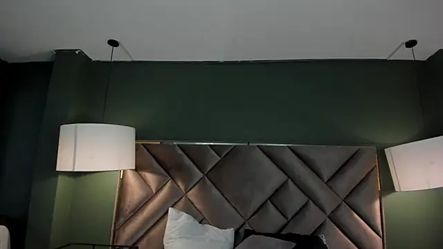 Snapshot of Dickie_Dicking chatting on 11.26.25 Dickie Dicking online show from 11.26.25