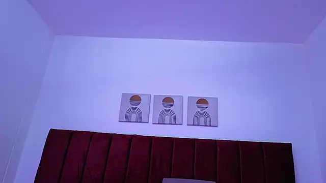 Zoe Blond online show from 11.20.25