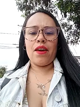 Italia 12 online show from 10.28.25