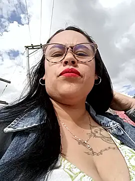 Italia 12 online show from 11.01.25