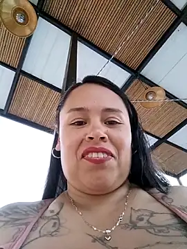 Italia 12 online show from 11.29.25