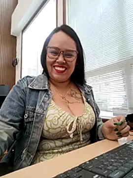 Italia 12 online show from 12.02.25