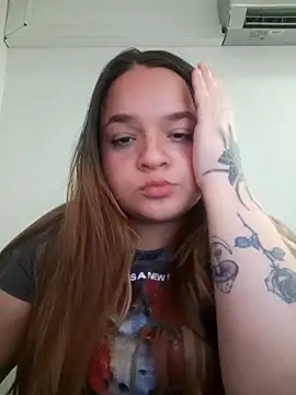 Snapshot of yourbbwfavorite chatting on 10.14.25 yourbbwfavorite online show from 10.14.25