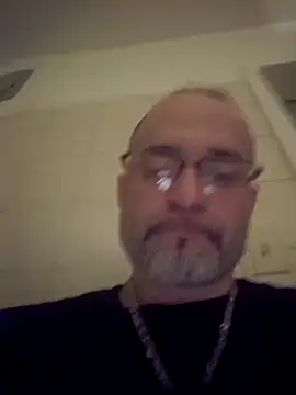 Curious9884 online show from 04.13.26