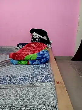 Kitty 18teen online show from 11.21.25