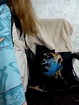 Kitty 18teen online show from 12.15.25