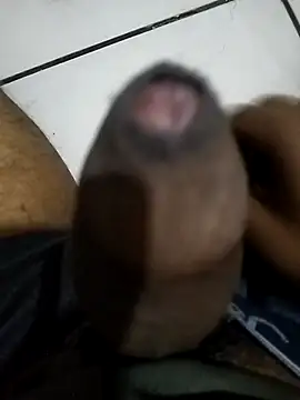 Snapshot of jeet_00 chatting on 10.24.25 jeet 00 online show from 10.24.25