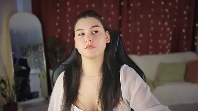 Snapshot of EmilyRichardss chatting on 03.23.26 EmilyRichardss online show from 03.23.26