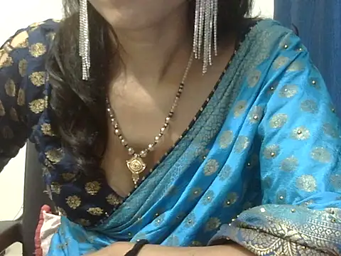 Snapshot of Laila_Cute chatting on 07.30.26 Laila Cute online show from 07.30.26