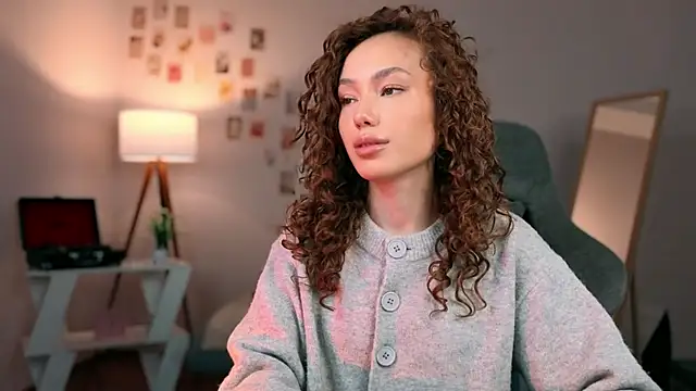 Snapshot of branchwithflowerss chatting on 10.14.25 branchwithflowerss online show from 10.14.25