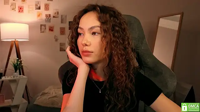 Snapshot of branchwithflowerss chatting on 11.11.25 branchwithflowerss online show from 11.11.25