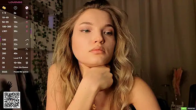 JulieLupo online show from 02.15.26