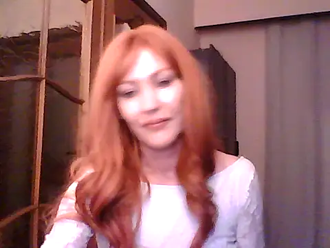 Snapshot of ShyGirlV chatting on 11.19.25 ShyGirlV online show from 11.19.25