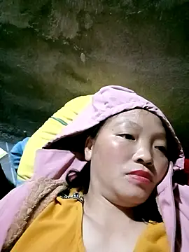 Minkine022 online show from 10.28.25