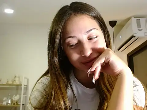 poppysinclair online show from 10.14.25