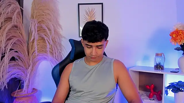 Thiago Connor21 online show from 05.21.26
