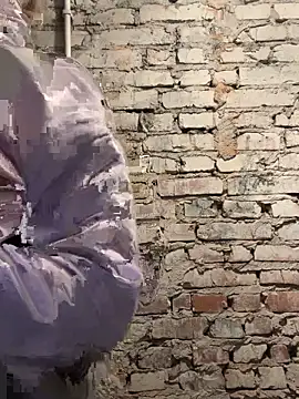 Snapshot of pleasedontpressaredburton chatting on 10.18.25 pleasedontpressaredburton online show from 10.18.25