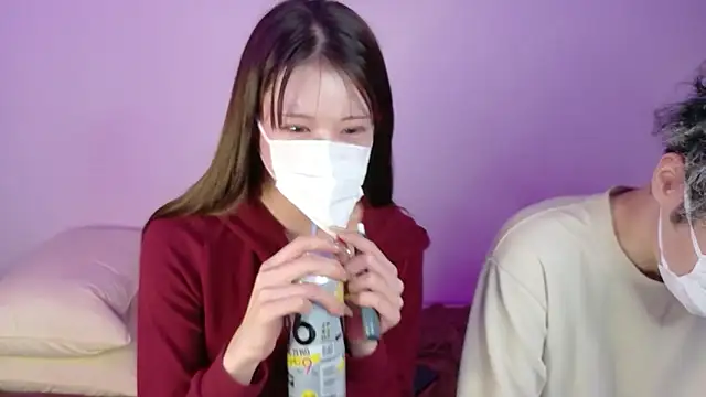 Snapshot of streetfuckers-jp2 chatting on 12.18.25 streetfuckers-jp2 online show from 12.18.25