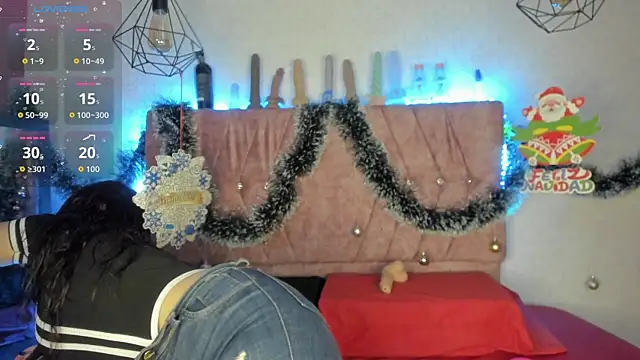 Snapshot of Mia_lopez_1 chatting on 11.30.25 Mia lopez 1 online show from 11.30.25