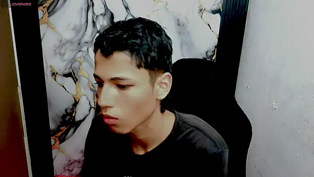 Snapshot of Im_david02 chatting on 02.21.26 Im david02 online show from 02.21.26