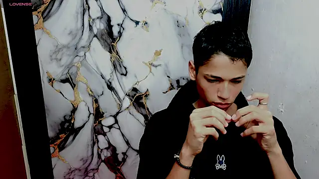 Snapshot of Im_david02 chatting on 02.26.26 Im david02 online show from 02.26.26