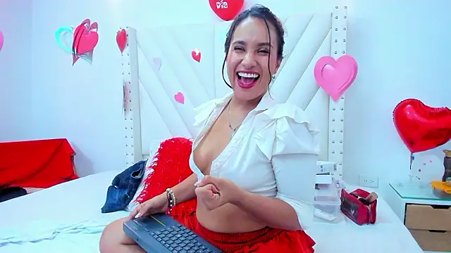 Emilysweet2 online show from 02.17.26