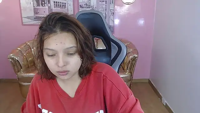 mia foster t online show from 12.18.25