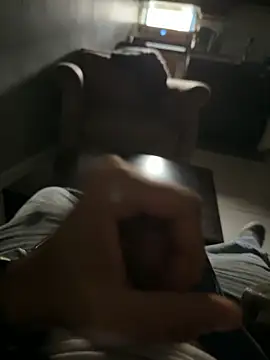 familia0210 online show from 12.04.25