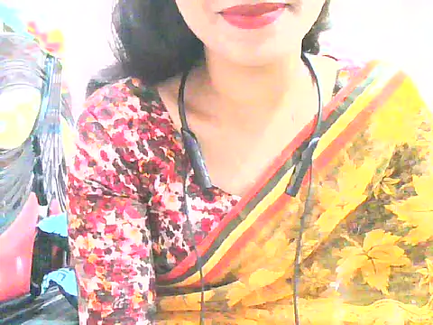 Snapshot of night_queeen7 chatting on 11.06.25 night queeen7 online show from 11.06.25