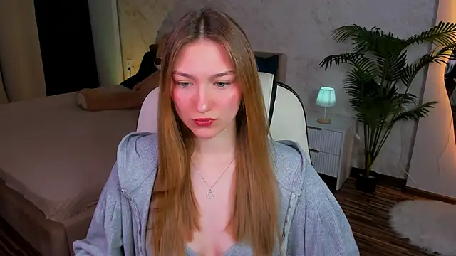 Snapshot of AngelAnabelle chatting on 10.12.25 AngelAnabelle online show from 10.12.25