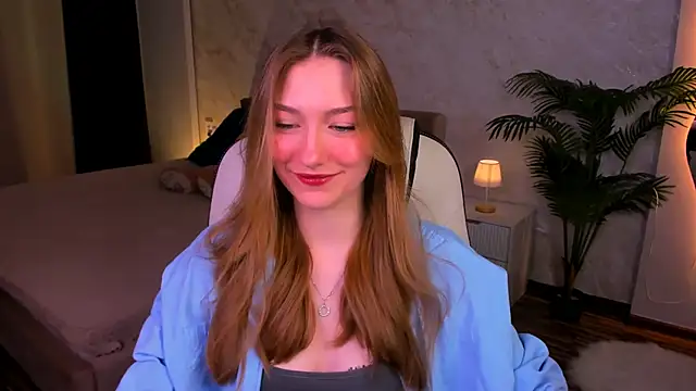 Snapshot of AngelAnabelle chatting on 10.26.25 AngelAnabelle online show from 10.26.25