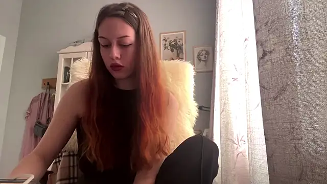 Nayra flash online show from 11.29.25