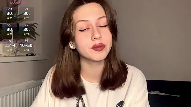 Snapshot of Nayra_flash chatting on 04.03.26 Nayra flash online show from 04.03.26