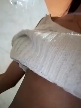 Snapshot of Jg135667 chatting on 10.21.25 Jg135667 online show from 10.21.25