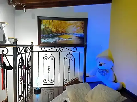 Zulyhenao online show from 11.26.25