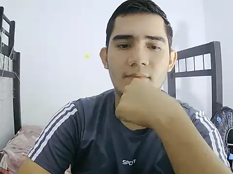 camilowhite 1 online show from 10.06.25