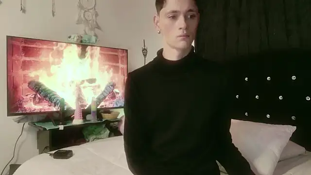 Tyler cat online show from 11.02.25