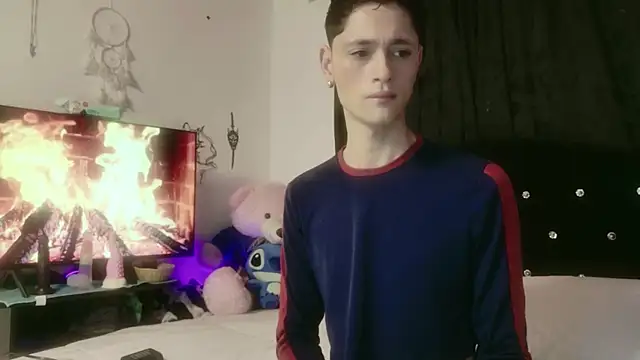 Tyler cat online show from 11.04.25