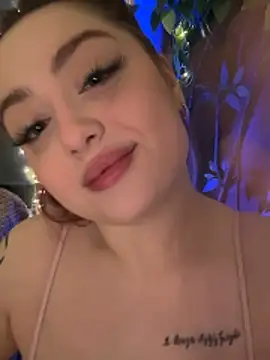 Snapshot of KellyMoors chatting on 02.26.26 KellyMoors online show from 02.26.26