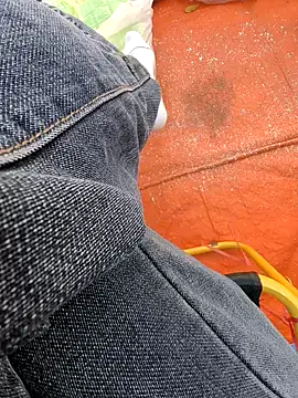 Snapshot of Lili_2love chatting on 11.24.25 Lili 2love online show from 11.24.25