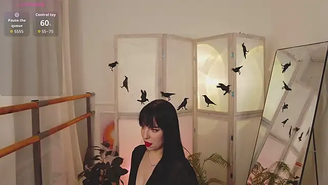 Avelyne  online show from 10.27.25