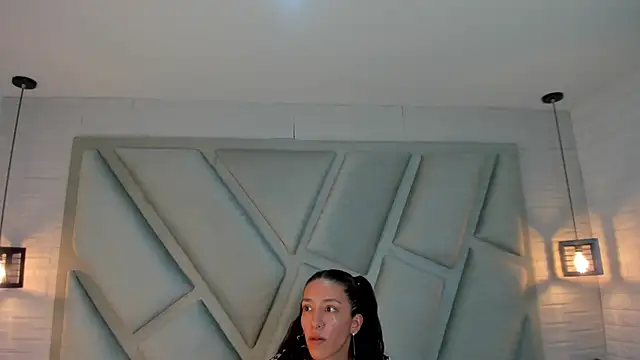 Julieta Slav3 online show from 03.04.26