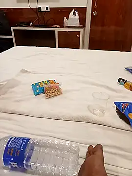 golugulu2024 online show from 11.08.25