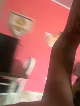 Snapshot of Priihmedeiros chatting on 12.01.25 Priihmedeiros online show from 12.01.25