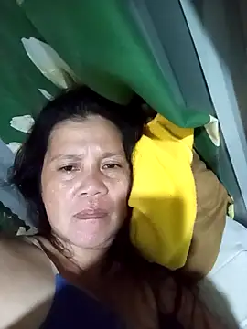 Snapshot of anne_hermosa69 chatting on 11.25.25 anne hermosa69 online show from 11.25.25