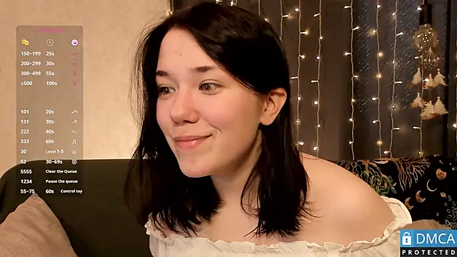 Kelly foox online show from 04.04.26